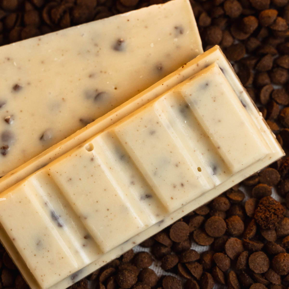 Barrinha de Chocolate Branco com Cookies