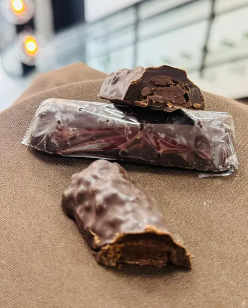 Barrinha Meio Amargo Belga DIET recheada 25g